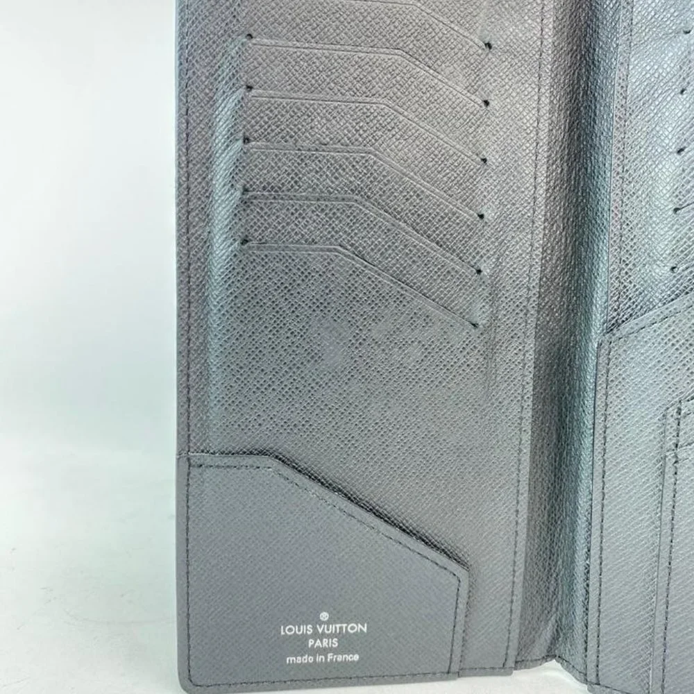 Louis Vuitton Charcoal Black Glacier Taiga Leather